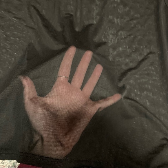 Black sheer mesh tee - Picture 2 of 3